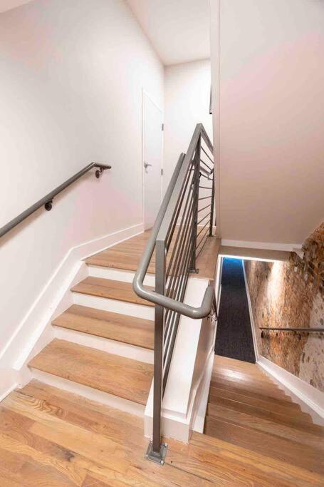 Spacious 2 Bed 2 Bath Downtown Otr Condo Minutes Walk To The Reds Bengals Stadium & More! Cincinnati Exterior foto