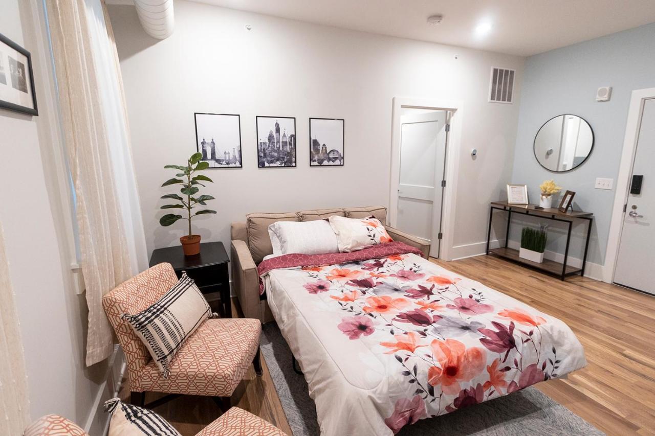 Spacious 2 Bed 2 Bath Downtown Otr Condo Minutes Walk To The Reds Bengals Stadium & More! Cincinnati Exterior foto